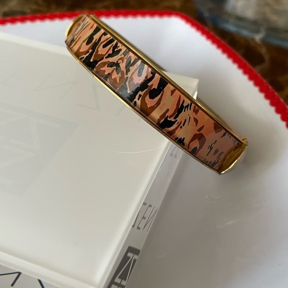 Animal Print Inspired Enamel Bangle - Picture 3 of 8